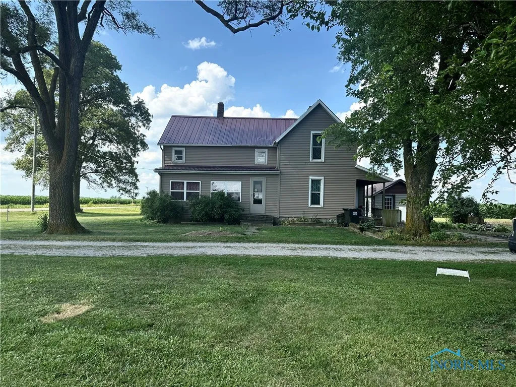 11080 Road 21, Antwerp, Ohio 45813, 4 Bedrooms Bedrooms, 10 Rooms Rooms,1 BathroomBathrooms,Residential,For Sale,Road 21,6132608