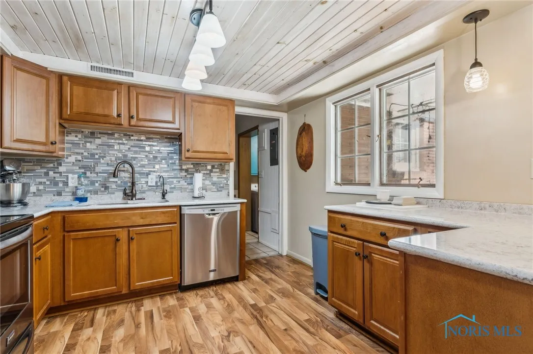 4423 Township Road 25, Rawson, Ohio 45881, 3 Bedrooms Bedrooms, 8 Rooms Rooms,2 BathroomsBathrooms,Residential,For Sale,Township Road 25,6132667