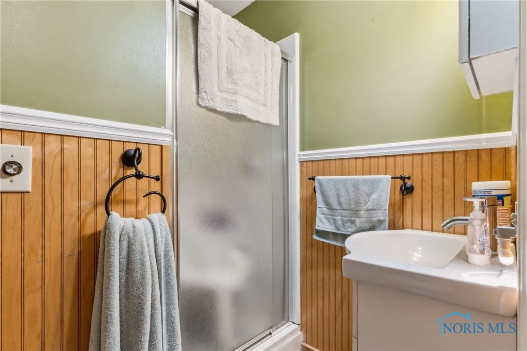 4423 Township Road 25, Rawson, Ohio 45881, 3 Bedrooms Bedrooms, 8 Rooms Rooms,2 BathroomsBathrooms,Residential,For Sale,Township Road 25,6132667
