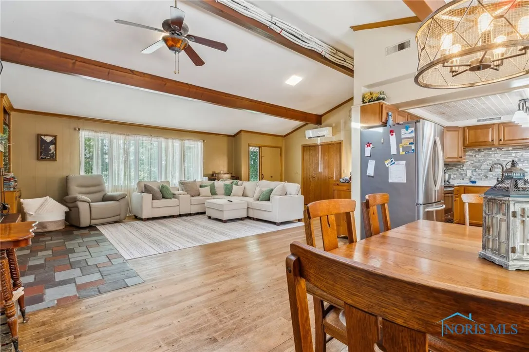 4423 Township Road 25, Rawson, Ohio 45881, 3 Bedrooms Bedrooms, 8 Rooms Rooms,2 BathroomsBathrooms,Residential,For Sale,Township Road 25,6132667