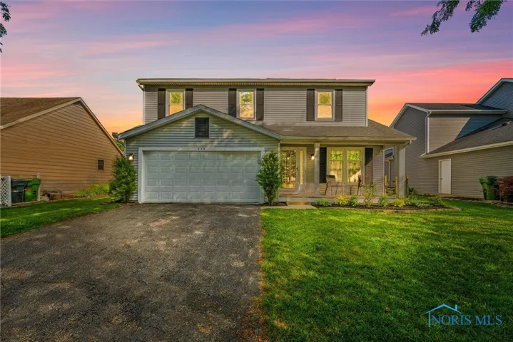 628 Bennington Drive, Maumee, Ohio 43537, 3 Bedrooms Bedrooms, 9 Rooms Rooms,3 BathroomsBathrooms,Residential,For Sale,Bennington,6132630