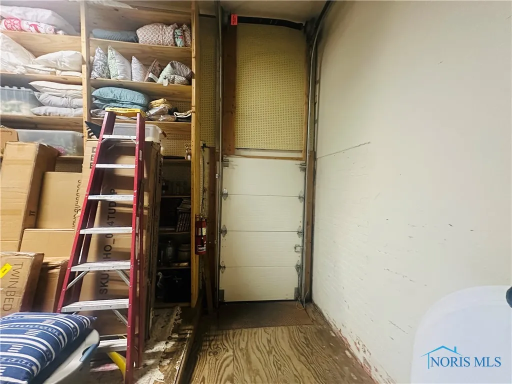 408 Clinton Street, Defiance, Ohio 43512, ,Commercial Sale,For Sale,Clinton,6132694