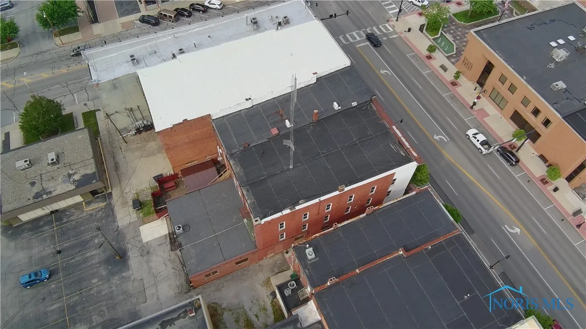 408 Clinton Street, Defiance, Ohio 43512, ,Commercial Sale,For Sale,Clinton,6132694