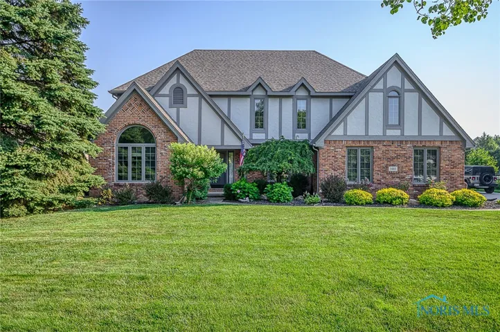 1485 Woodstream Road, Perrysburg, Ohio 43551, 4 Bedrooms Bedrooms, 10 Rooms Rooms,3 BathroomsBathrooms,Residential,For Sale,Woodstream,6132675