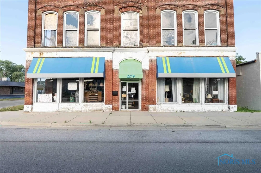 2219 N Main Street, Findlay, Ohio 45840, ,Commercial Sale,For Sale,MAIN,6132693