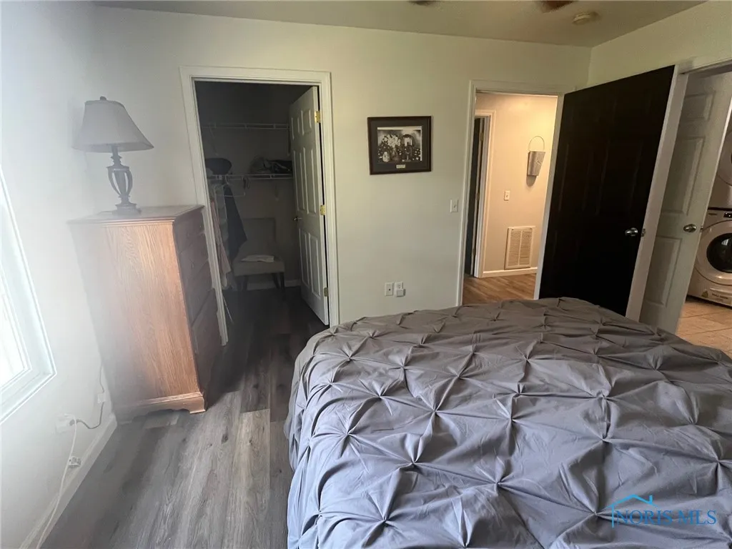 612 Briarheath Drive, Defiance, Ohio 43512, 2 Bedrooms Bedrooms, 5 Rooms Rooms,1 BathroomBathrooms,Residential,For Sale,Briarheath,6132730