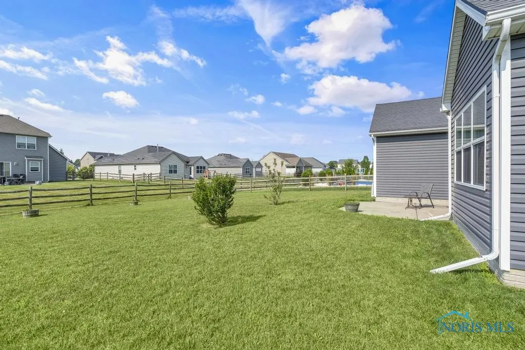 7653 Indian Town Road, Maumee, Ohio 43537, 3 Bedrooms Bedrooms, 7 Rooms Rooms,2 BathroomsBathrooms,Residential,For Sale,Indian Town,6132691
