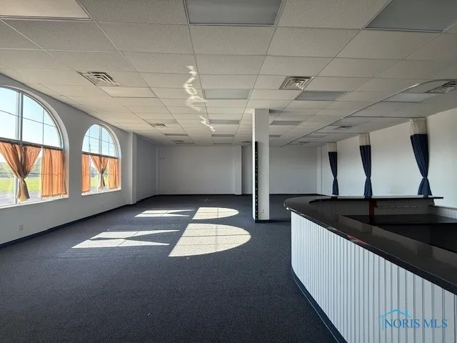1039 Haskins Road L, Bowling Green, Ohio 43402, ,Commercial Lease,For Rent,Haskins,6132748