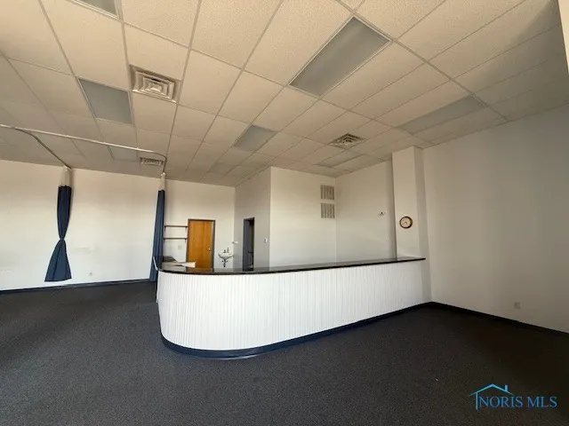 1039 Haskins Road L, Bowling Green, Ohio 43402, ,Commercial Lease,For Rent,Haskins,6132748