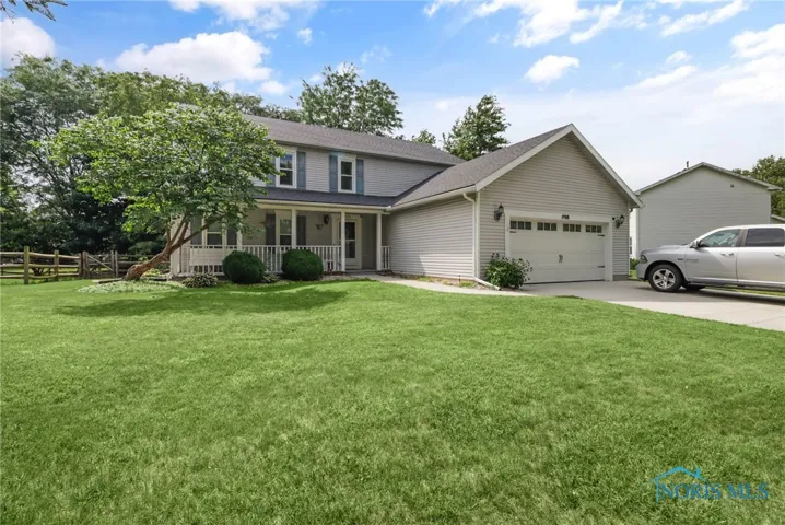 1988 Lexington Drive, Perrysburg, Ohio 43551, 4 Bedrooms Bedrooms, 8 Rooms Rooms,3 BathroomsBathrooms,Residential,For Sale,Lexington,6132747