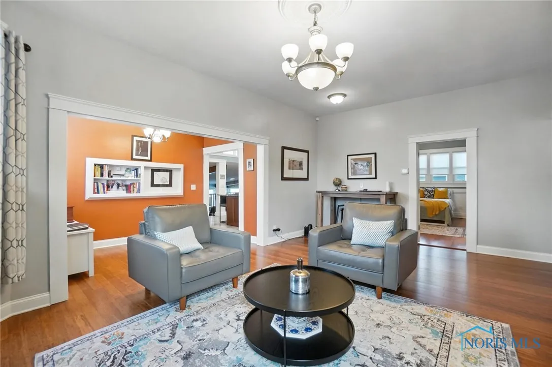 1930 N Main Street, Findlay, Ohio 45840, 5 Bedrooms Bedrooms, 10 Rooms Rooms,4 BathroomsBathrooms,Residential,For Sale,Main,6132709