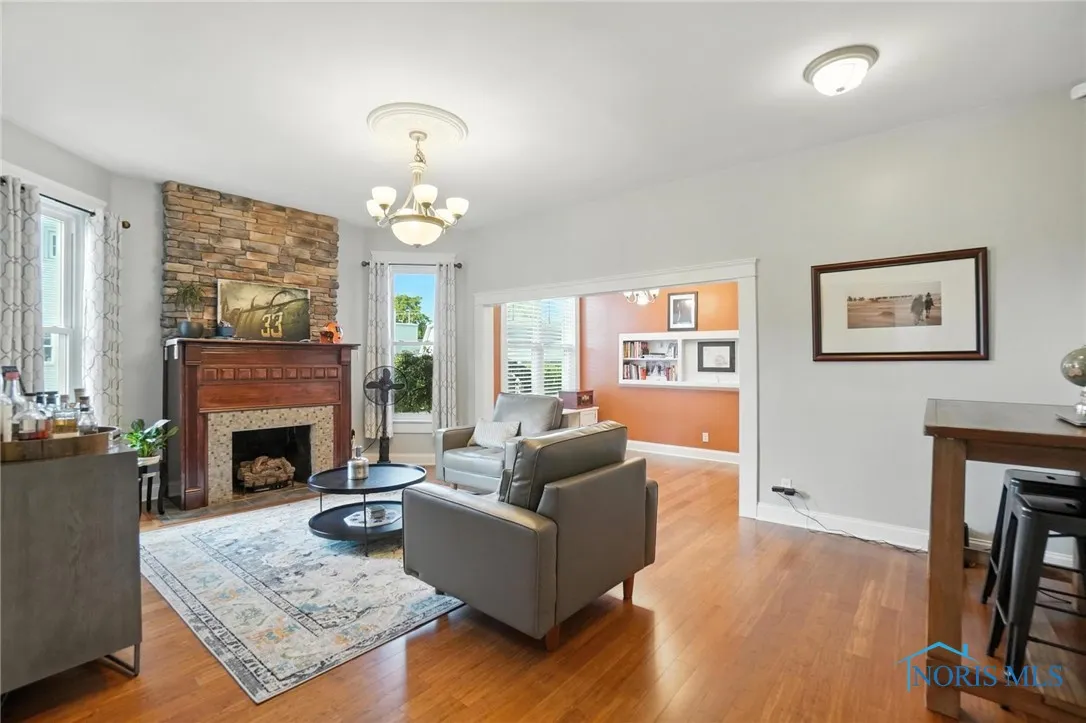 1930 N Main Street, Findlay, Ohio 45840, 5 Bedrooms Bedrooms, 10 Rooms Rooms,4 BathroomsBathrooms,Residential,For Sale,Main,6132709