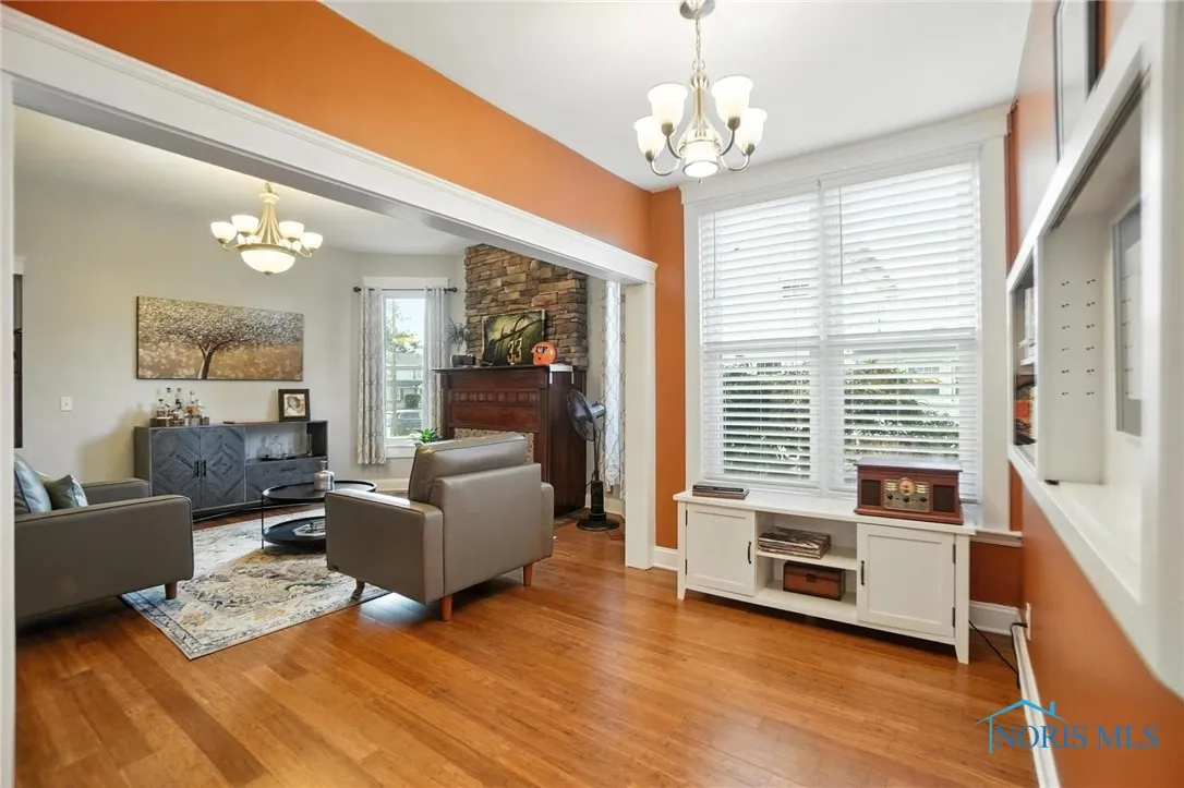 1930 N Main Street, Findlay, Ohio 45840, 5 Bedrooms Bedrooms, 10 Rooms Rooms,4 BathroomsBathrooms,Residential,For Sale,Main,6132709