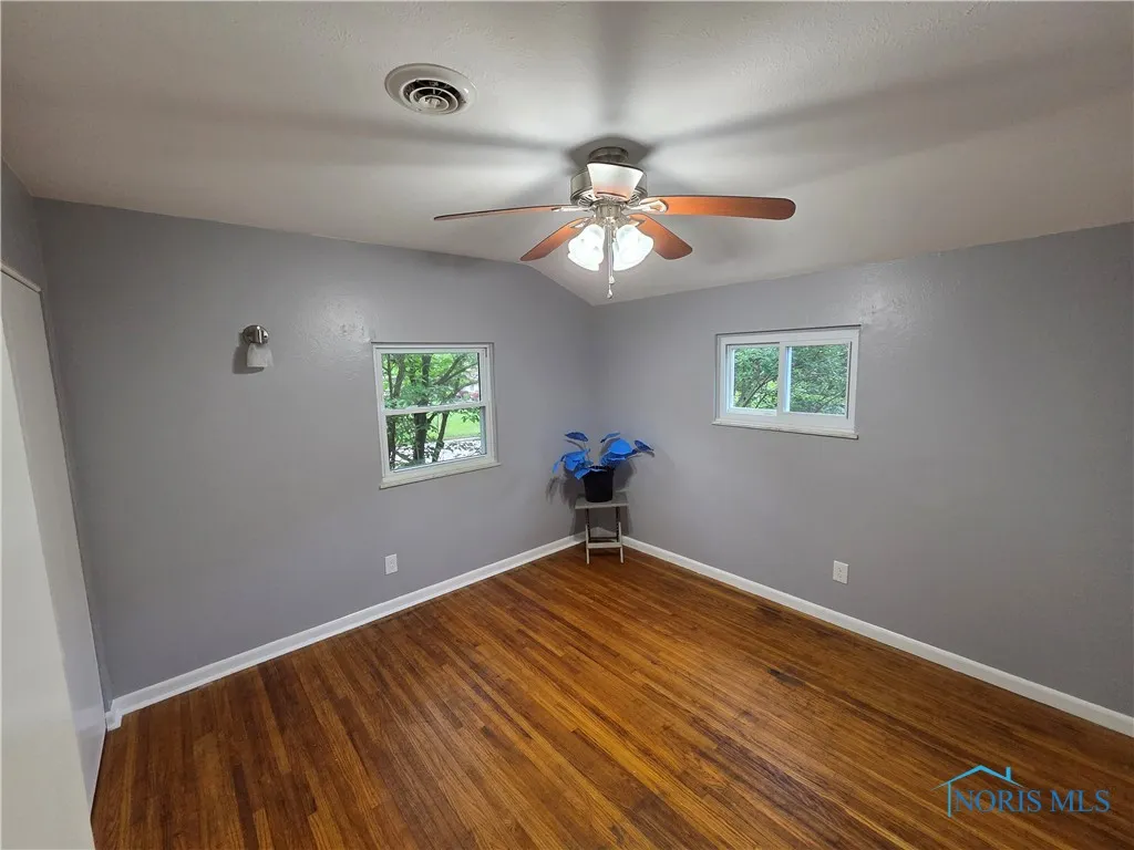 3651 Treelawn Drive, Toledo, Ohio 43614, 3 Bedrooms Bedrooms, 10 Rooms Rooms,2 BathroomsBathrooms,Residential,For Sale,Treelawn,6132697