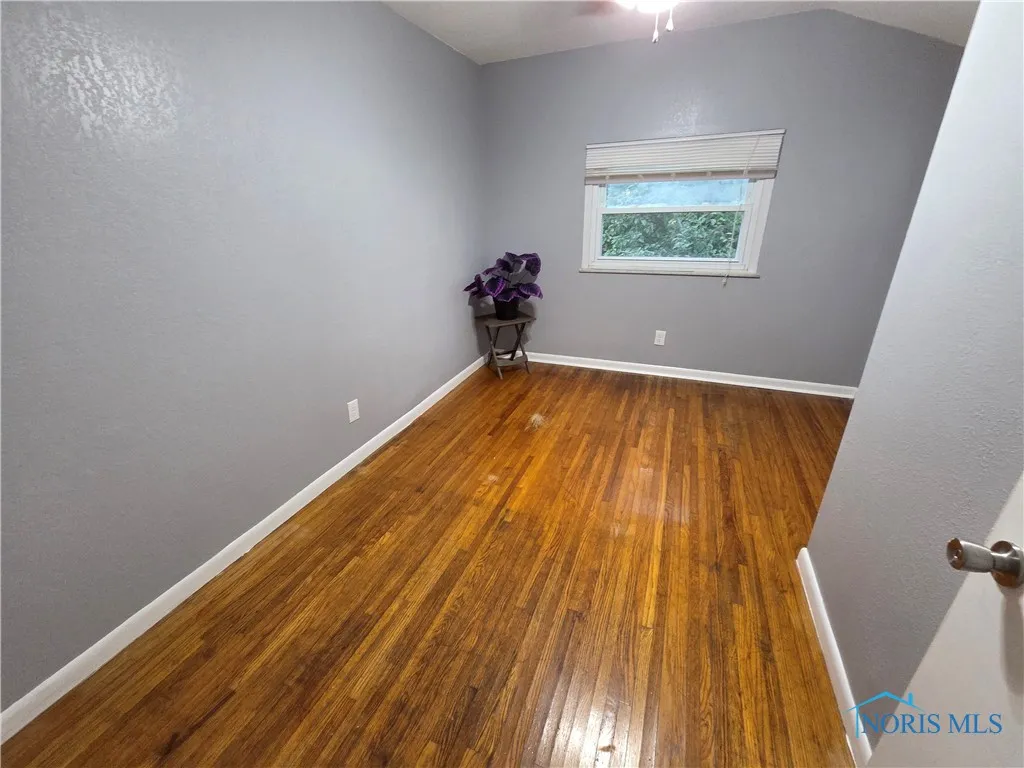 3651 Treelawn Drive, Toledo, Ohio 43614, 3 Bedrooms Bedrooms, 10 Rooms Rooms,2 BathroomsBathrooms,Residential,For Sale,Treelawn,6132697