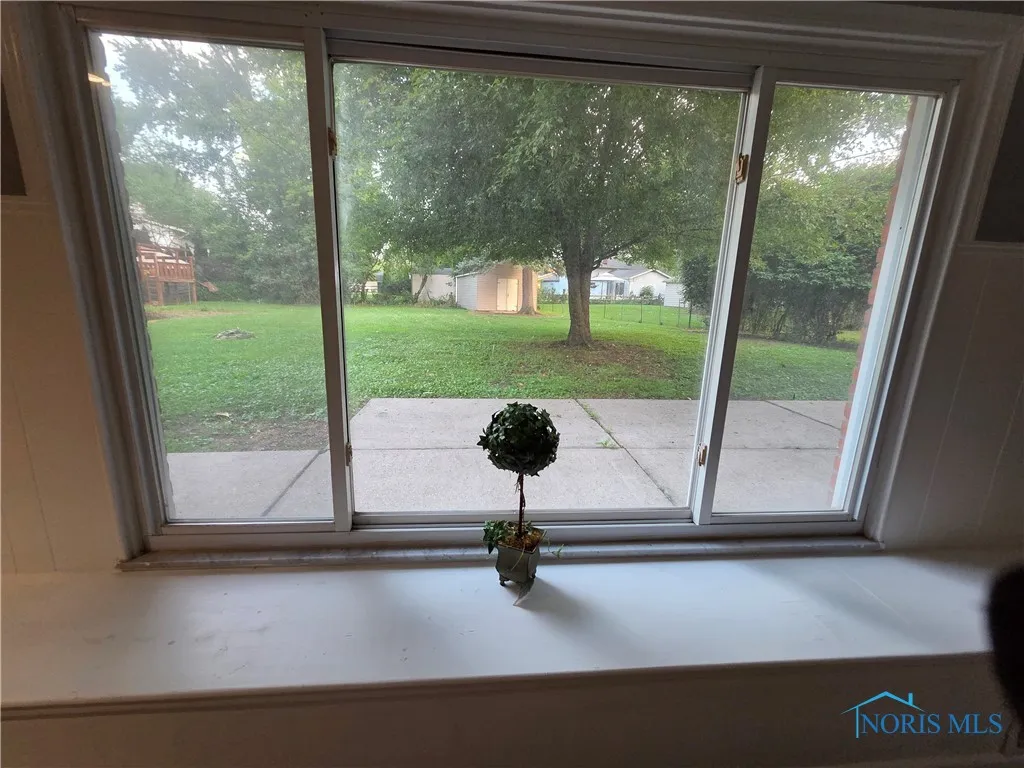 3651 Treelawn Drive, Toledo, Ohio 43614, 3 Bedrooms Bedrooms, 10 Rooms Rooms,2 BathroomsBathrooms,Residential,For Sale,Treelawn,6132697