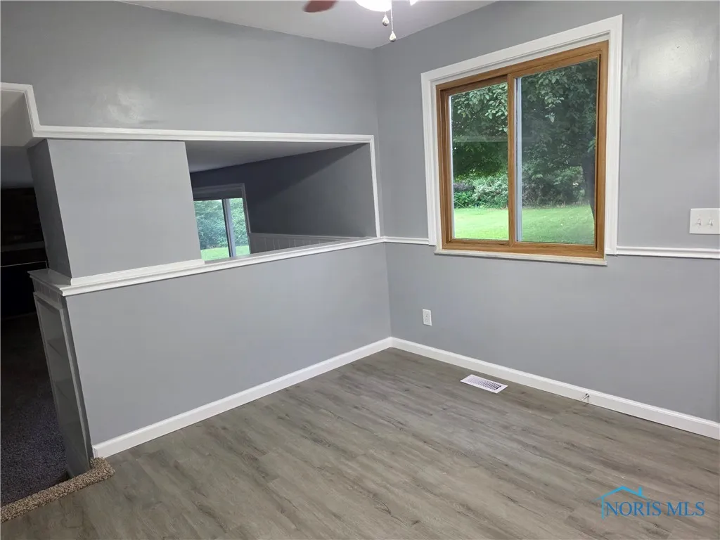 3651 Treelawn Drive, Toledo, Ohio 43614, 3 Bedrooms Bedrooms, 10 Rooms Rooms,2 BathroomsBathrooms,Residential,For Sale,Treelawn,6132697
