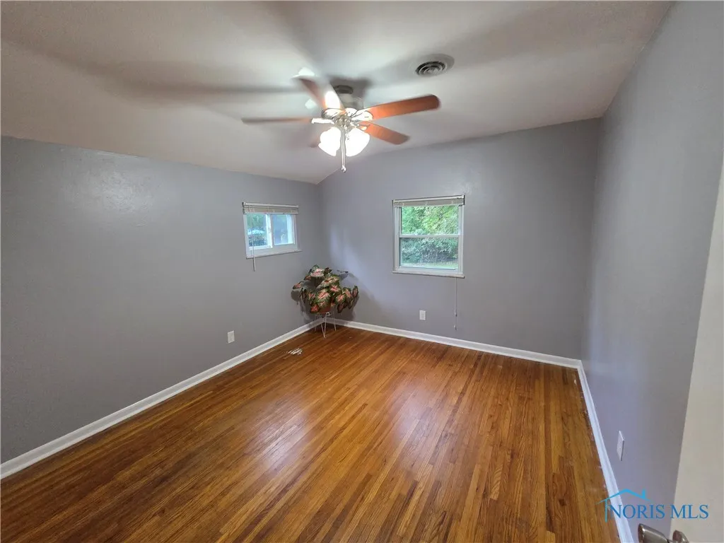3651 Treelawn Drive, Toledo, Ohio 43614, 3 Bedrooms Bedrooms, 10 Rooms Rooms,2 BathroomsBathrooms,Residential,For Sale,Treelawn,6132697