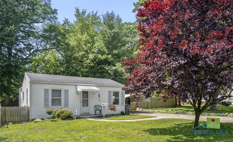 5301 Oldham Drive, Toledo, Ohio 43613, 2 Bedrooms Bedrooms, 5 Rooms Rooms,1 BathroomBathrooms,Residential,For Sale,Oldham,6132840