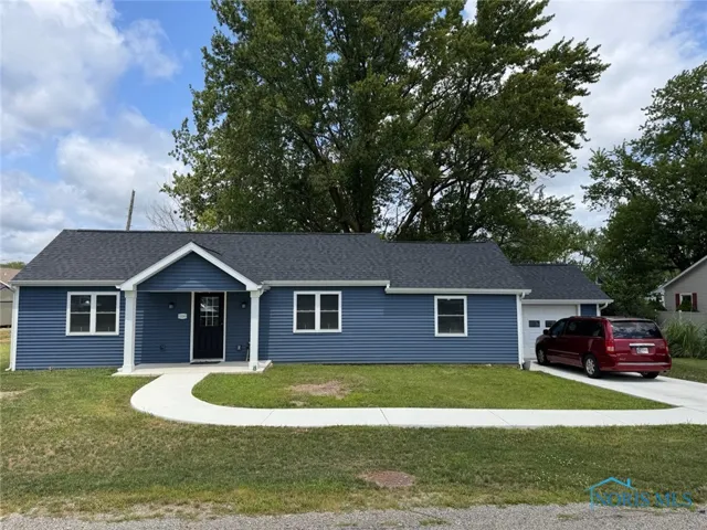 15043 E Mulberry, Bryan, Ohio 43506, 2 Bedrooms Bedrooms, 6 Rooms Rooms,2 BathroomsBathrooms,Residential,For Sale,Mulberry,6132904