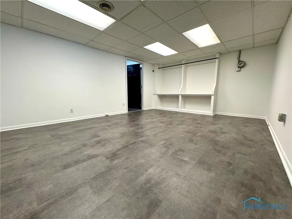202 Clinton Street A, Defiance, Ohio 43512, ,Commercial Lease,For Rent,Clinton,6132889