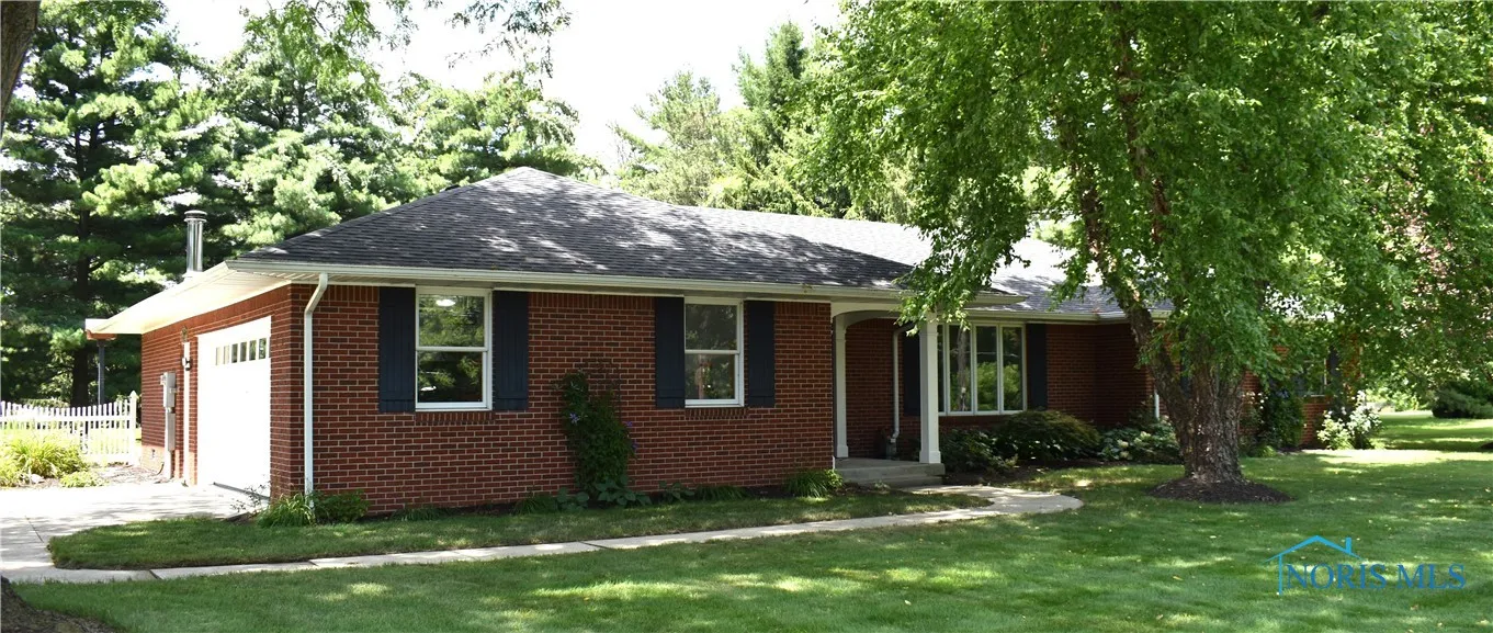 17129 N River Road, Pemberville, Ohio 43450, 3 Bedrooms Bedrooms, 6 Rooms Rooms,2 BathroomsBathrooms,Residential,For Sale,River,6132909