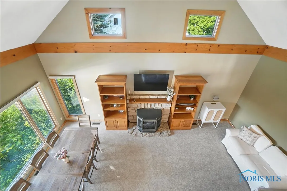 5685 N River Road, Waterville, Ohio 43566, 3 Bedrooms Bedrooms, 8 Rooms Rooms,2 BathroomsBathrooms,Residential,For Sale,River,6132614