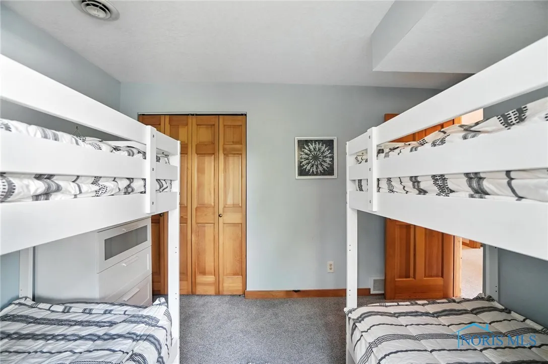5685 N River Road, Waterville, Ohio 43566, 3 Bedrooms Bedrooms, 8 Rooms Rooms,2 BathroomsBathrooms,Residential,For Sale,River,6132614