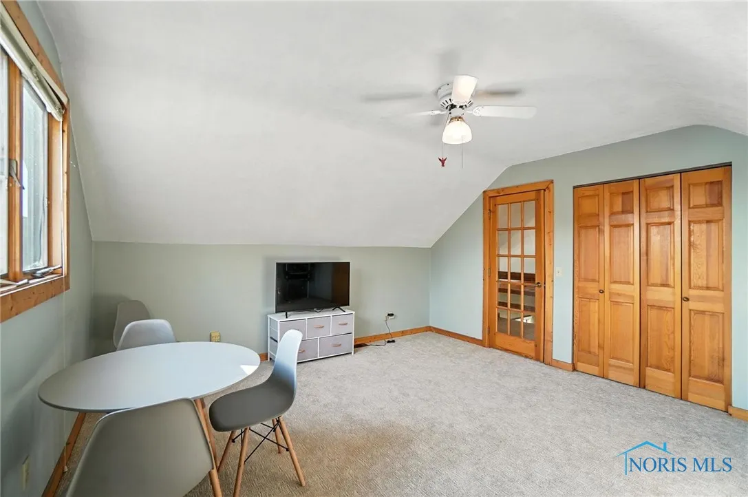 5685 N River Road, Waterville, Ohio 43566, 3 Bedrooms Bedrooms, 8 Rooms Rooms,2 BathroomsBathrooms,Residential,For Sale,River,6132614