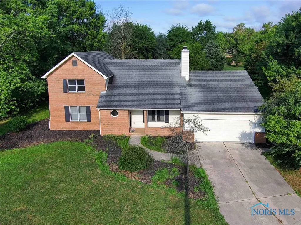 28741 White Road, Perrysburg, Ohio 43551, 5 Bedrooms Bedrooms, 10 Rooms Rooms,3 BathroomsBathrooms,Residential,For Sale,White,6132990