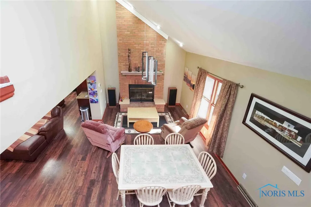 28741 White Road, Perrysburg, Ohio 43551, 5 Bedrooms Bedrooms, 10 Rooms Rooms,3 BathroomsBathrooms,Residential,For Sale,White,6132990