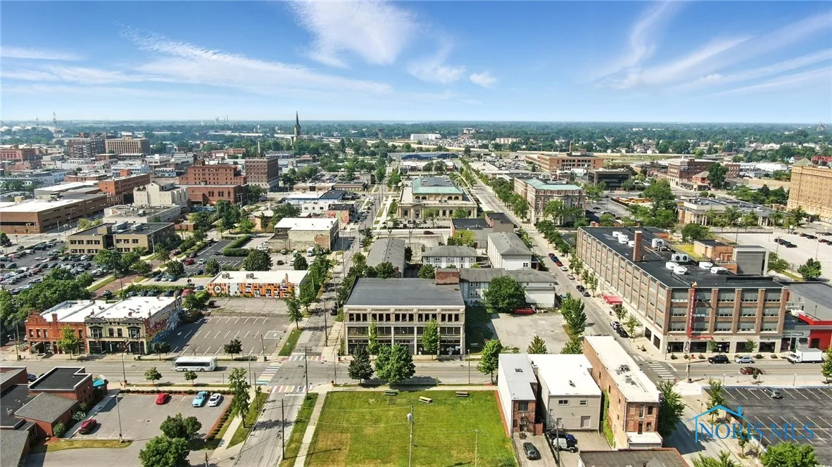 1301 Adams Street, Toledo, Ohio 43604, ,Commercial Sale,For Sale,Adams,6133064