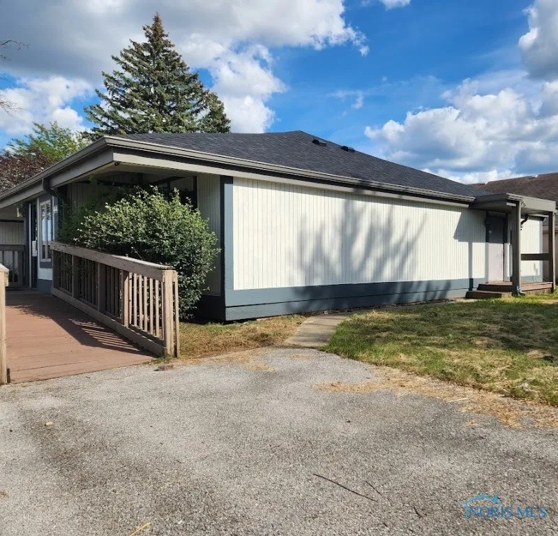 46 Hillwyck Drive, Toledo, Ohio 43615, ,Commercial Lease,For Rent,Hillwyck,6133439