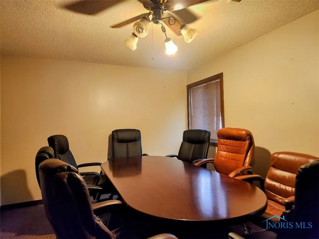 46 Hillwyck Drive, Toledo, Ohio 43615, ,Commercial Lease,For Rent,Hillwyck,6133439