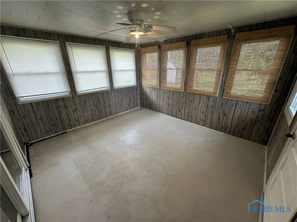 1624 Woodhurst Drive, Defiance, Ohio 43512, 3 Bedrooms Bedrooms, 9 Rooms Rooms,2 BathroomsBathrooms,Residential,For Sale,Woodhurst,6133529