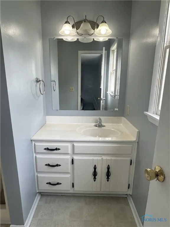 1624 Woodhurst Drive, Defiance, Ohio 43512, 3 Bedrooms Bedrooms, 9 Rooms Rooms,2 BathroomsBathrooms,Residential,For Sale,Woodhurst,6133529