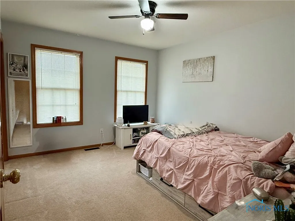 810 Greenview Avenue, Delta, Ohio 43515, 3 Bedrooms Bedrooms, 8 Rooms Rooms,3 BathroomsBathrooms,Residential,For Sale,Greenview,6133625