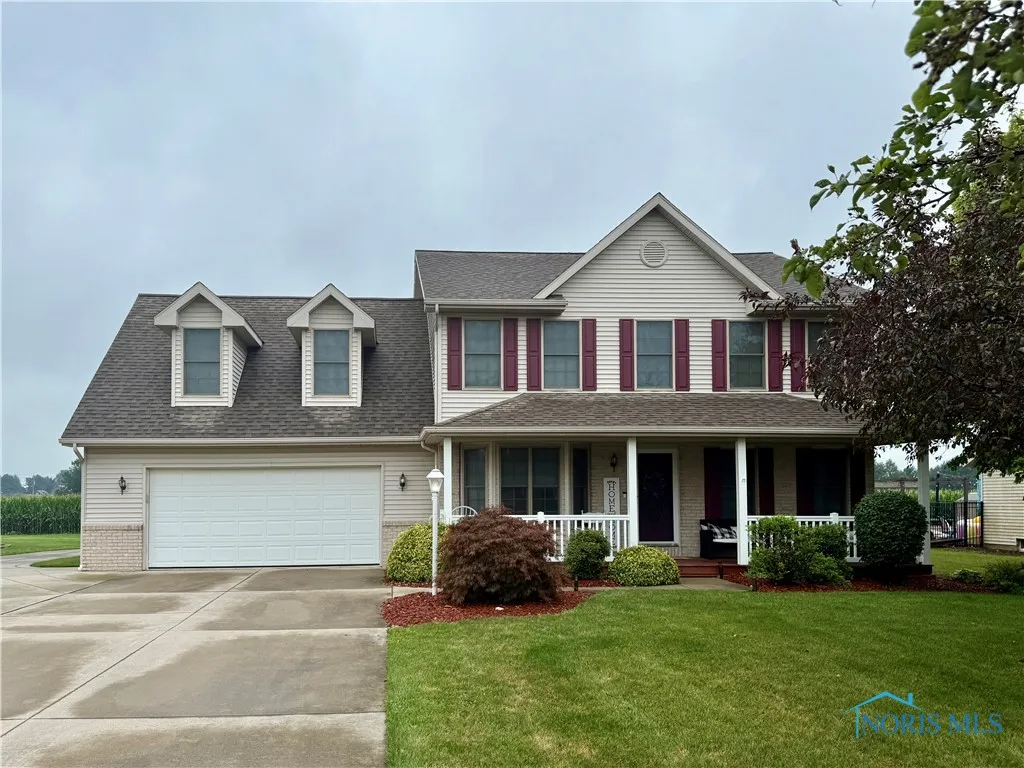 810 Greenview Avenue, Delta, Ohio 43515, 3 Bedrooms Bedrooms, 8 Rooms Rooms,3 BathroomsBathrooms,Residential,For Sale,Greenview,6133625