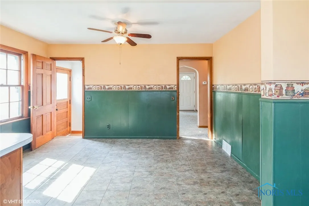 301 E Northgate Parkway, Toledo, Ohio 43612, 3 Bedrooms Bedrooms, 5 Rooms Rooms,1 BathroomBathrooms,Residential,For Sale,Northgate,6133637