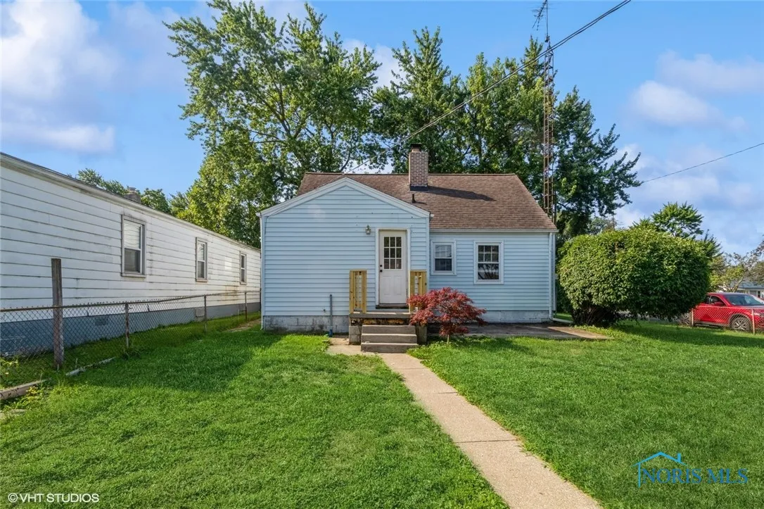 301 E Northgate Parkway, Toledo, Ohio 43612, 3 Bedrooms Bedrooms, 5 Rooms Rooms,1 BathroomBathrooms,Residential,For Sale,Northgate,6133637
