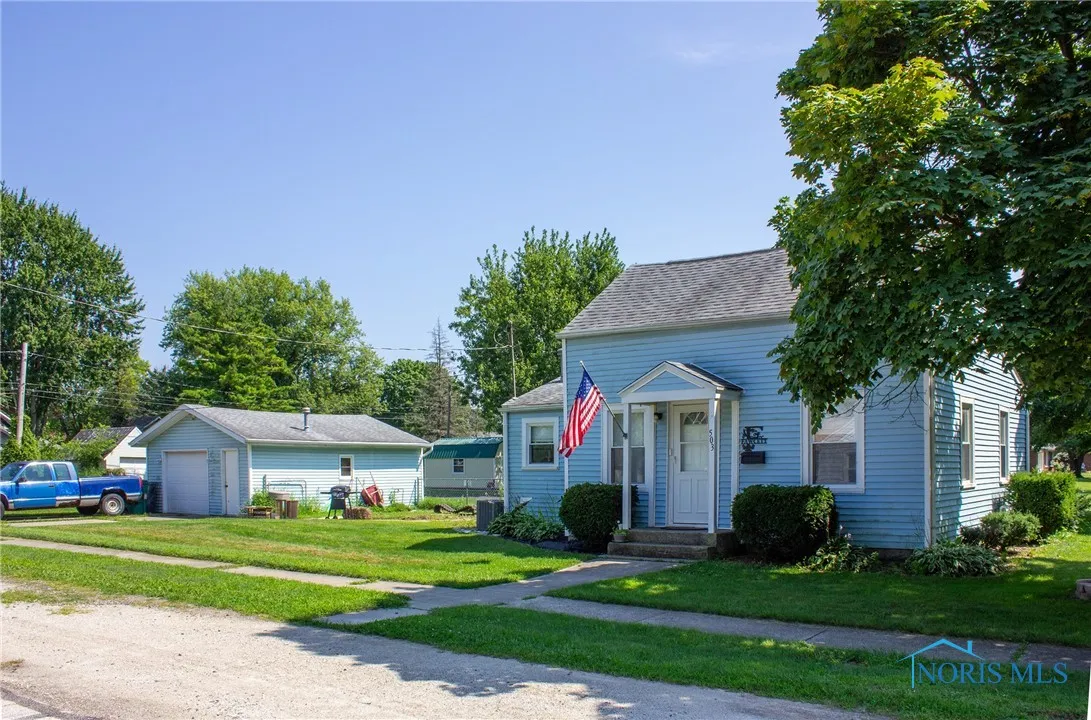 503 W 6th Street, Genoa, Ohio 43430, 3 Bedrooms Bedrooms, 6 Rooms Rooms,1 BathroomBathrooms,Residential,For Sale,6th Street,6133634