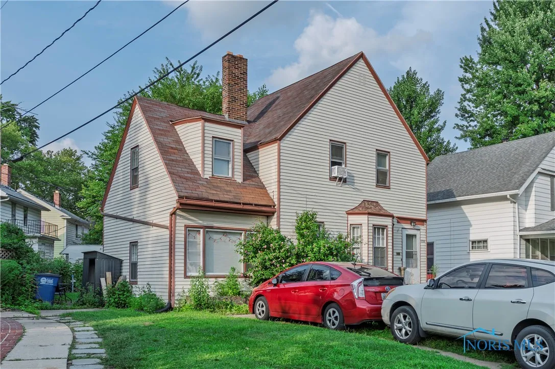 1326 Sabra Road, Toledo, Ohio 43612, 3 Bedrooms Bedrooms, 7 Rooms Rooms,1 BathroomBathrooms,Residential,For Sale,Sabra,6133611