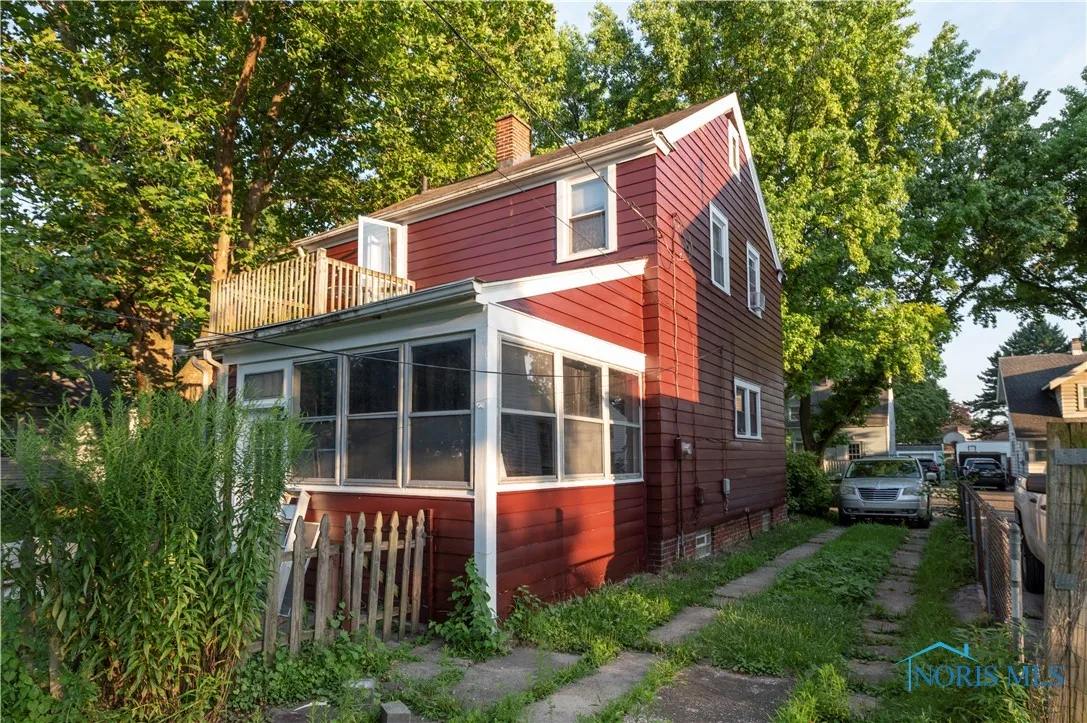 1664 Hagley Road, Toledo, Ohio 43612, 3 Bedrooms Bedrooms, 7 Rooms Rooms,1 BathroomBathrooms,Residential,For Sale,Hagley,6133619