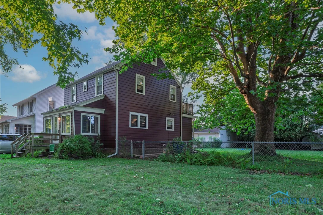 1664 Hagley Road, Toledo, Ohio 43612, 3 Bedrooms Bedrooms, 7 Rooms Rooms,1 BathroomBathrooms,Residential,For Sale,Hagley,6133619