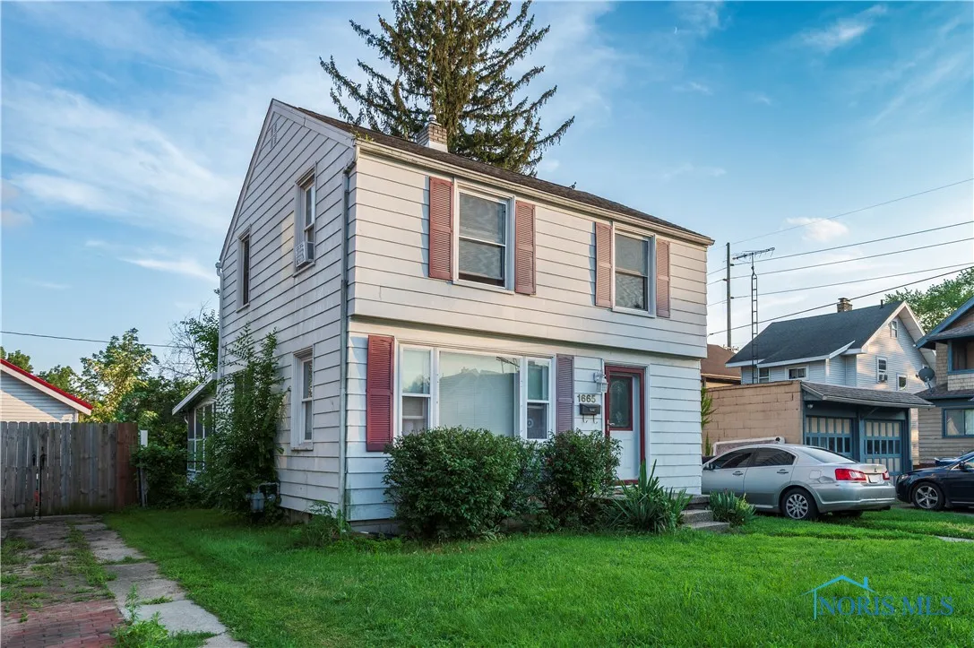 1665 Burgoyne Drive, Toledo, Ohio 43612, 3 Bedrooms Bedrooms, 5 Rooms Rooms,2 BathroomsBathrooms,Residential,For Sale,Burgoyne,6133620