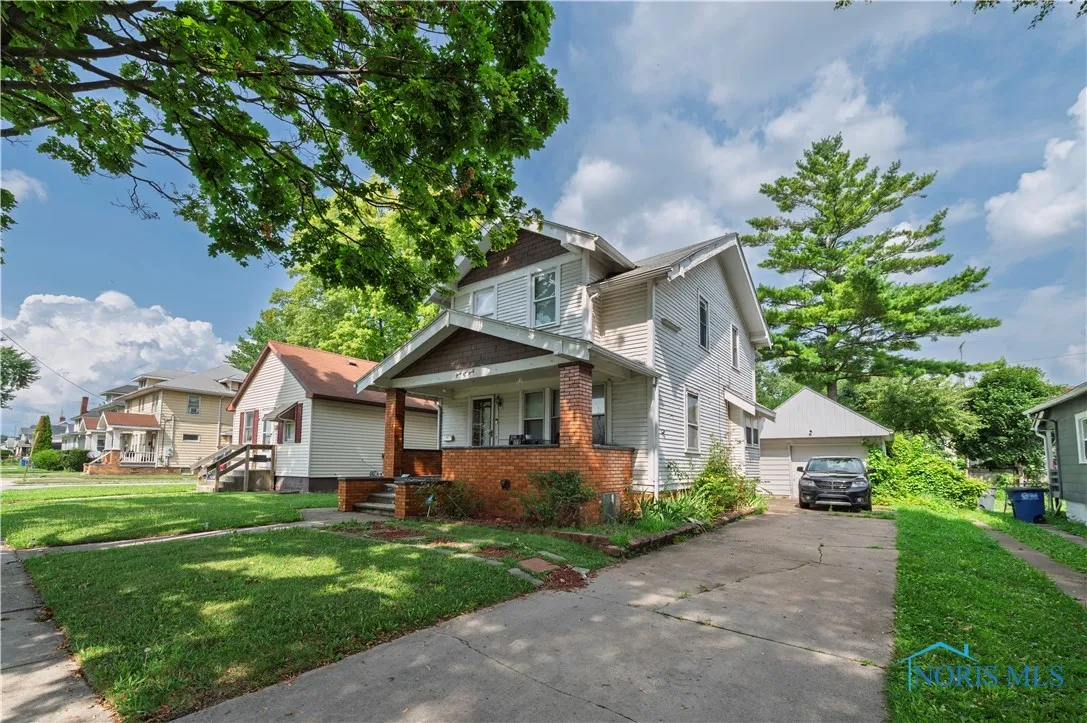 4140 Caroline Avenue, Toledo, Ohio 43612, 3 Bedrooms Bedrooms, 6 Rooms Rooms,1 BathroomBathrooms,Residential,For Sale,Caroline,6133631