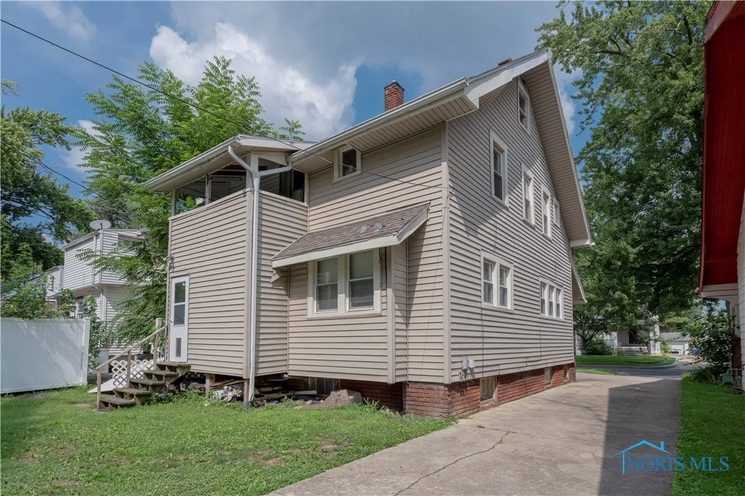 4205 Eastway Street, Toledo, Ohio 43612, 3 Bedrooms Bedrooms, 5 Rooms Rooms,1 BathroomBathrooms,Residential,For Sale,Eastway,6133632