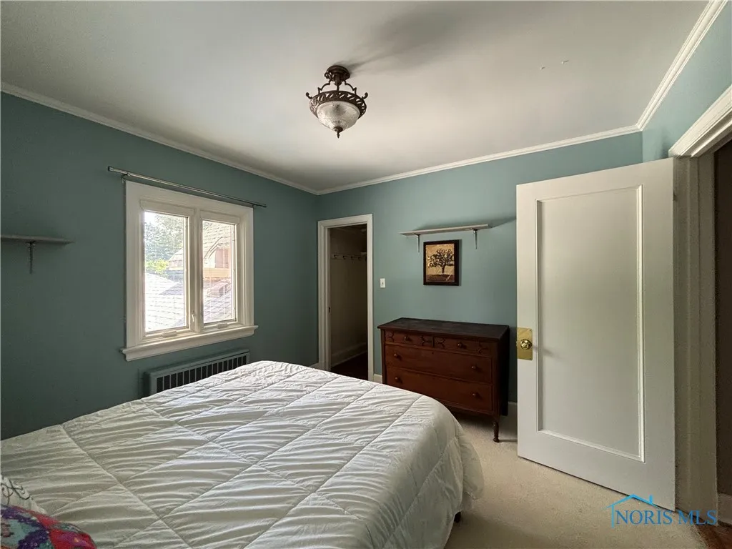 2132 Burroughs Drive, Toledo, Ohio 43614, 4 Bedrooms Bedrooms, 12 Rooms Rooms,3 BathroomsBathrooms,Residential,For Sale,Burroughs,6133672