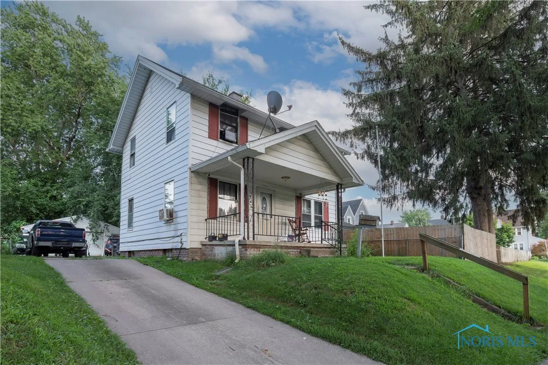 4612 Willys Parkway, Toledo, Ohio 43612, 3 Bedrooms Bedrooms, 6 Rooms Rooms,1 BathroomBathrooms,Residential,For Sale,Willys,6133651