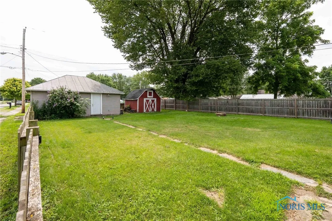 219 E Main Cross Street, Arlington, Ohio 45814, 3 Bedrooms Bedrooms, 9 Rooms Rooms,1 BathroomBathrooms,Residential,For Sale,Main Cross,6133675